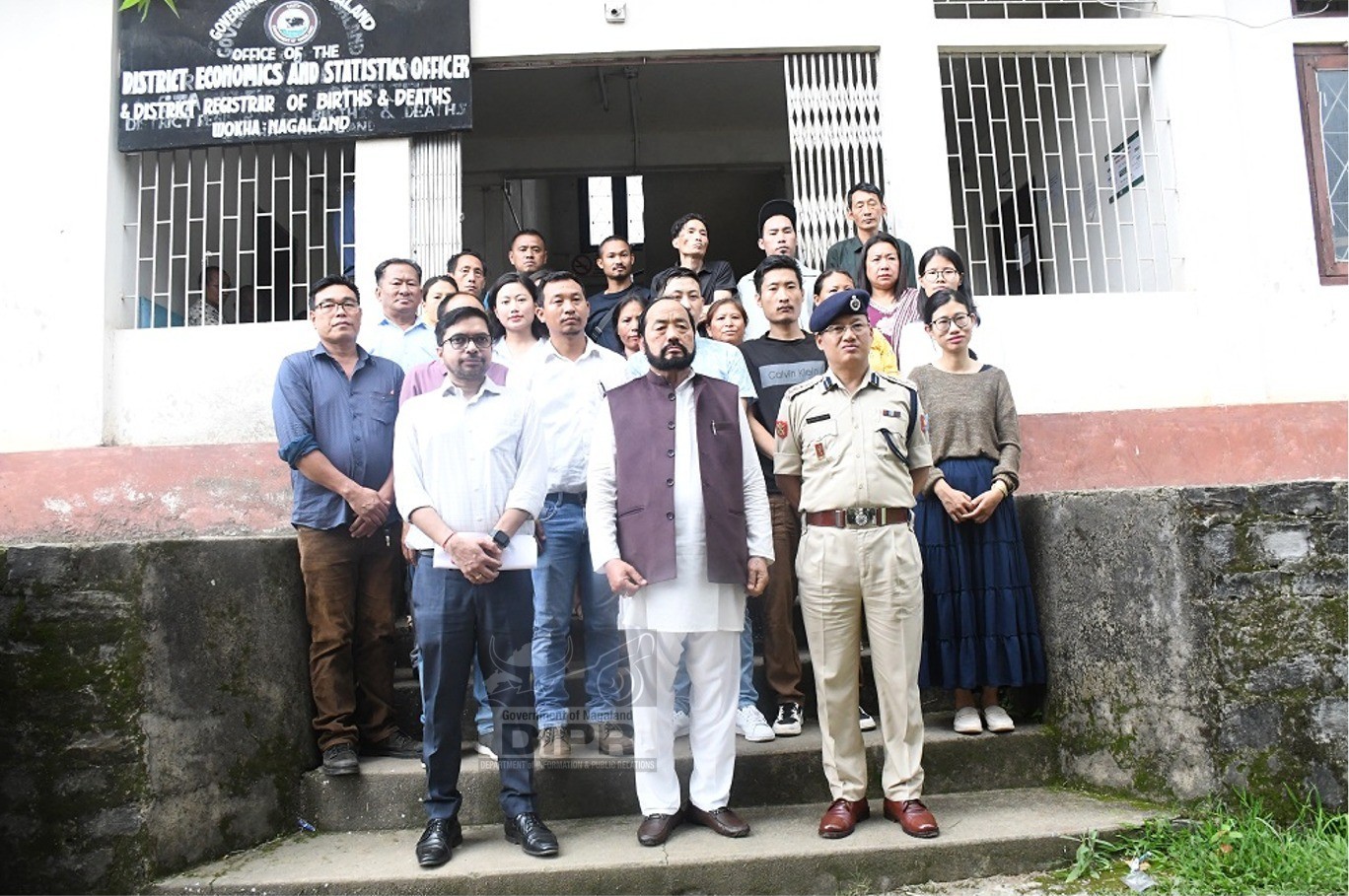 DEPUTY CM YANTHUNGO PATTON CONDUCTS SURPRISE INSPECTIONS IN WOKHA GOVERNMENT OFFICES