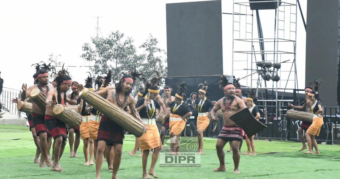 RICH-CULTURAL-DISPLAYS-ENLIVEN-SIXTH-DAY-OF-HORNBILL-FESTIVAL-2024
