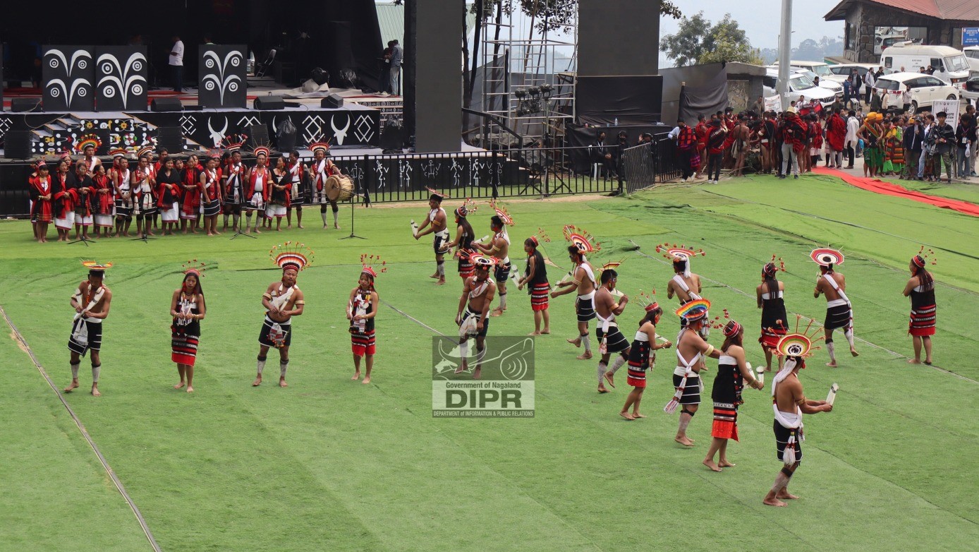 RICH-CULTURAL-DISPLAYS-ENLIVEN-SIXTH-DAY-OF-HORNBILL-FESTIVAL-2024