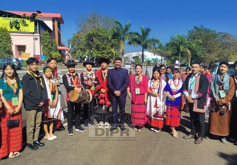 16 STUDENTS FROM NAGALAND ATTENDED THE NATIONAL KALA UTSAV IN BHOPAL