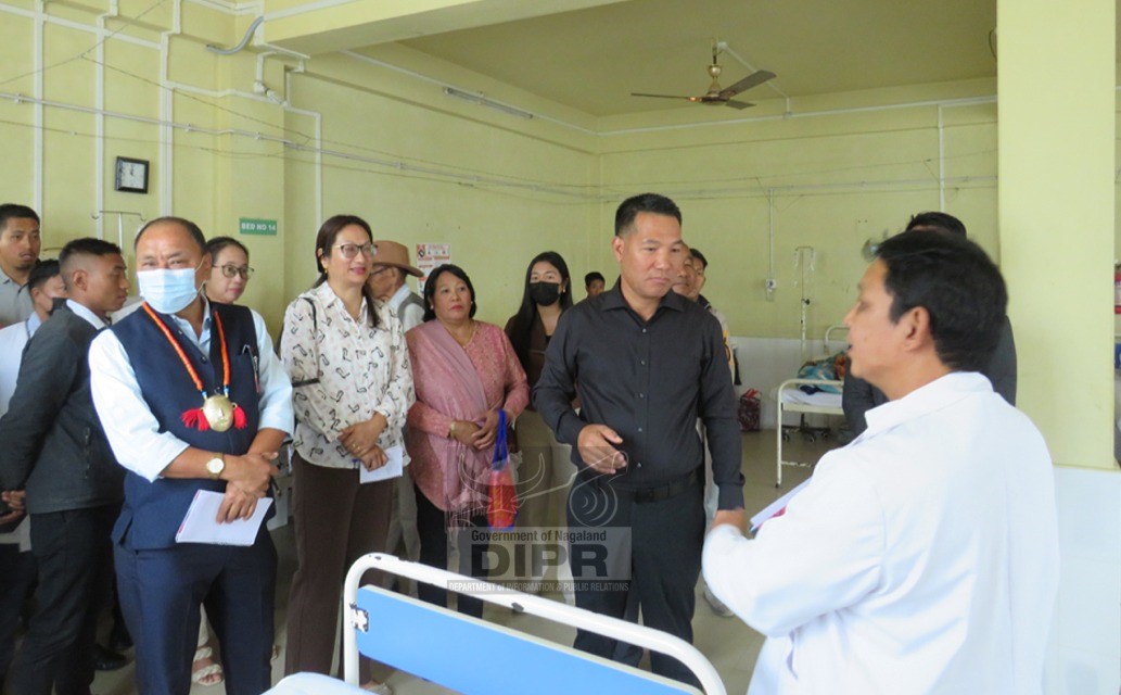 MINISTER PAIWANG KONYAK VISITS DISTRICT HOSPITAL MON
