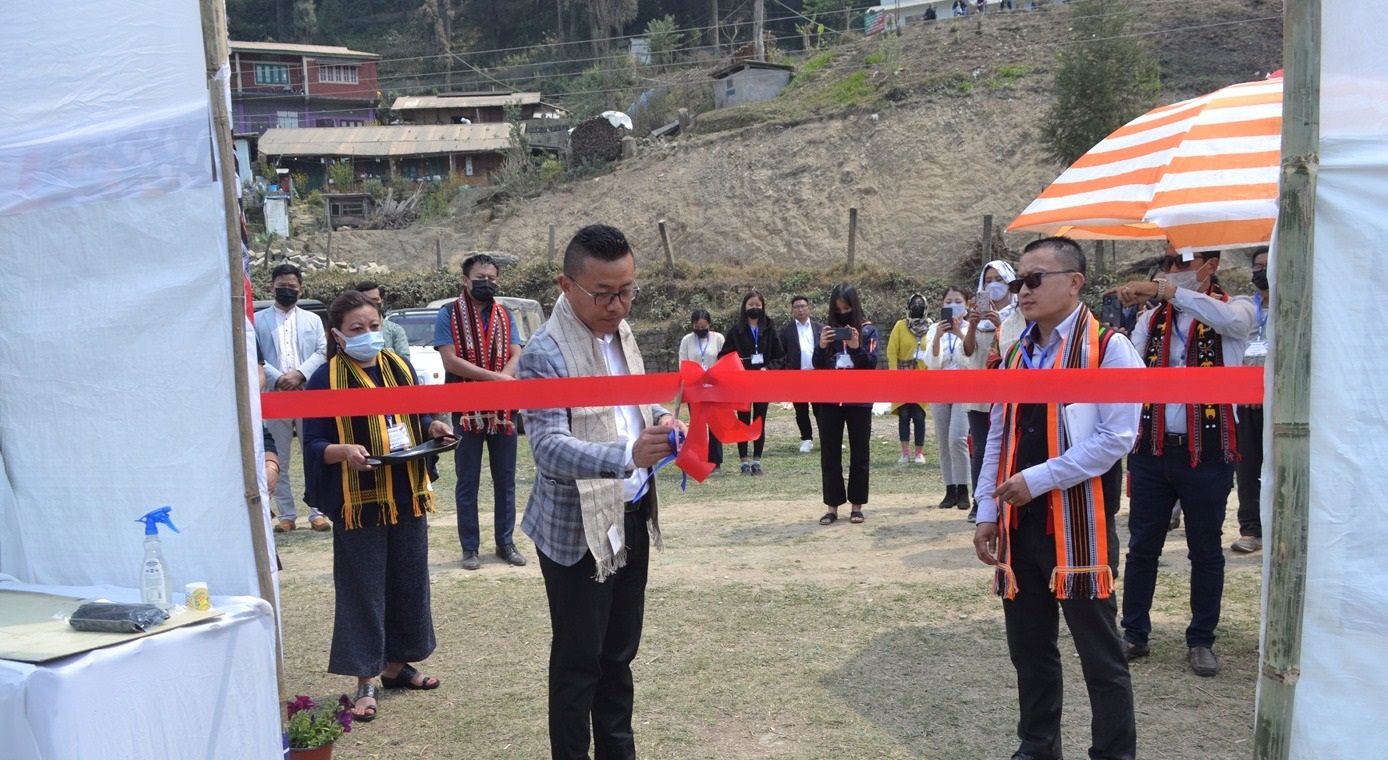 EAC Pfutsero inaugurating the Phek District Handloom NHDP