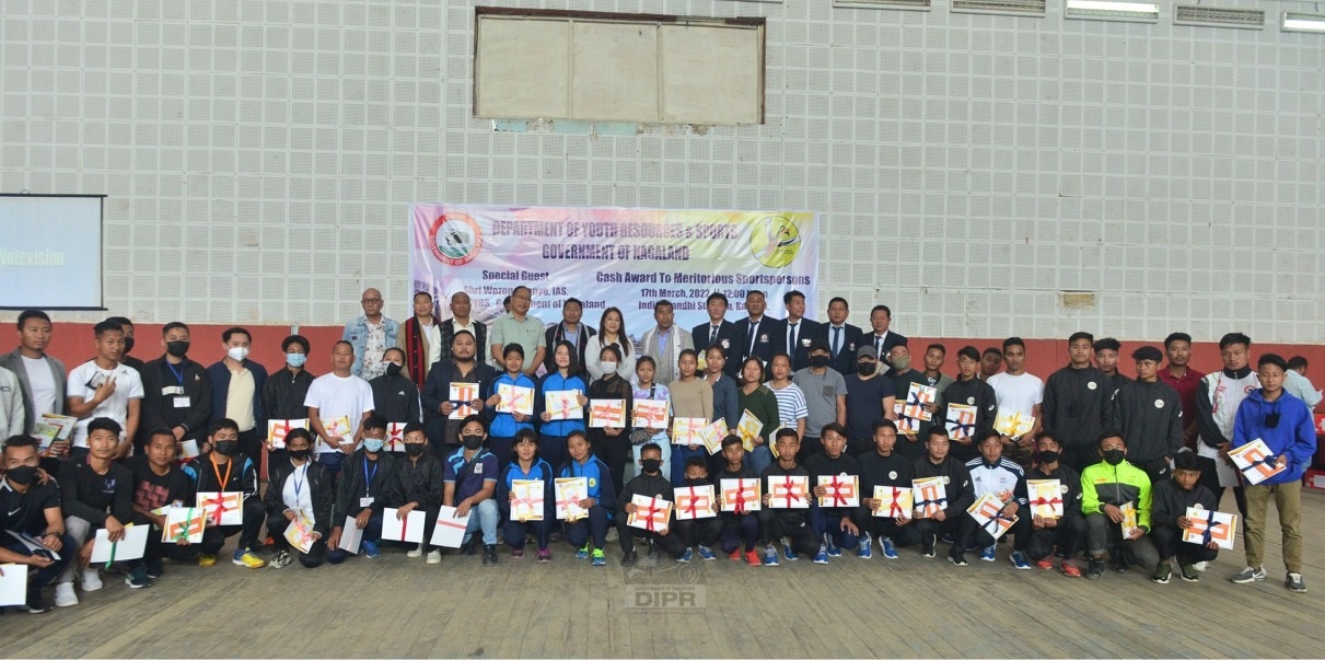 MERITORIOUS SPORTSPERSONS FELICITATED