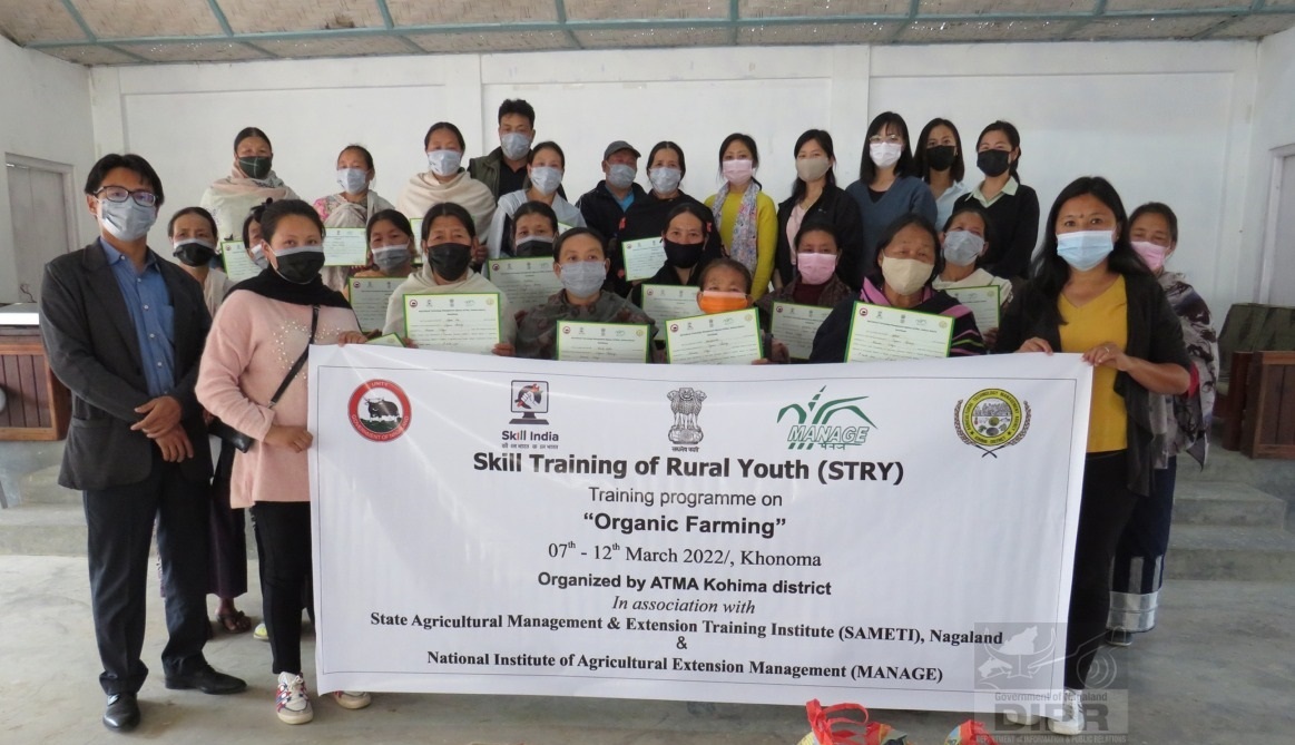 TRAINING ON ORGANIC FARMING HELD AT KHONOMA   