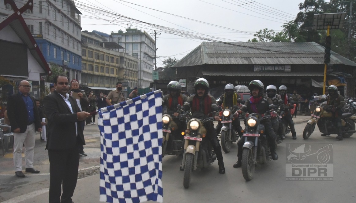 HOME COMMISSIONER FLAGGED OFF THE ARMY MEDICAL CORPS MOTORCYCLE EXPEDITION