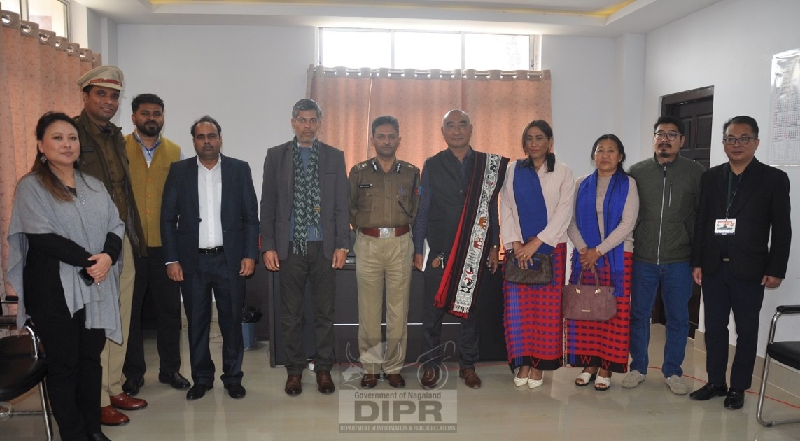 CEO NAGALAND AND STATE OFFICIALS VISIT MOKOKCHUNG