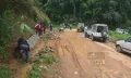 District Administration Mon, along with Police Department Mon, removed structures along the proposed Mon-Avankhu 2 Lane Road in the Tapi Area