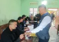 NDPP Candidate from 10 NA-I AC, Dr. Kekhrie Yhome casting his vote