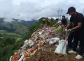 LONGLENG-TOWN-STUDENTS-UNION-CONDUCTS-INSPECTION-OF-EXPIRED-GOODS-IN-LONGLENG-TOWN